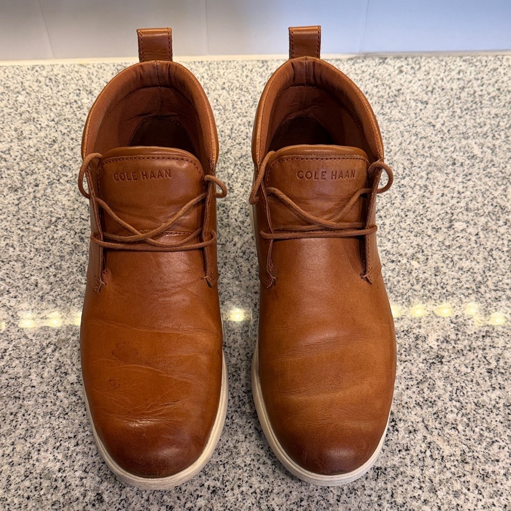 Cole Haan Men's Tan Leather Chukka Boots Size 10